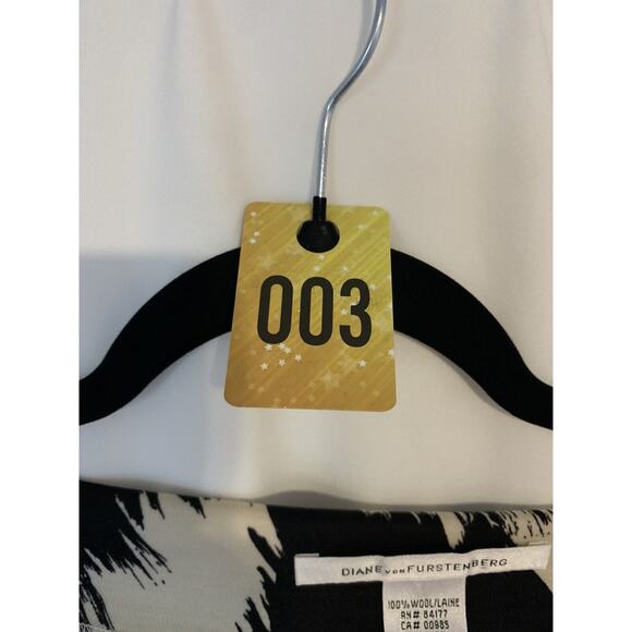 DVF Womens Dress 6 Bodycon Wool Knee Length Black White Vneck Cocktail - Picture 11 of 12